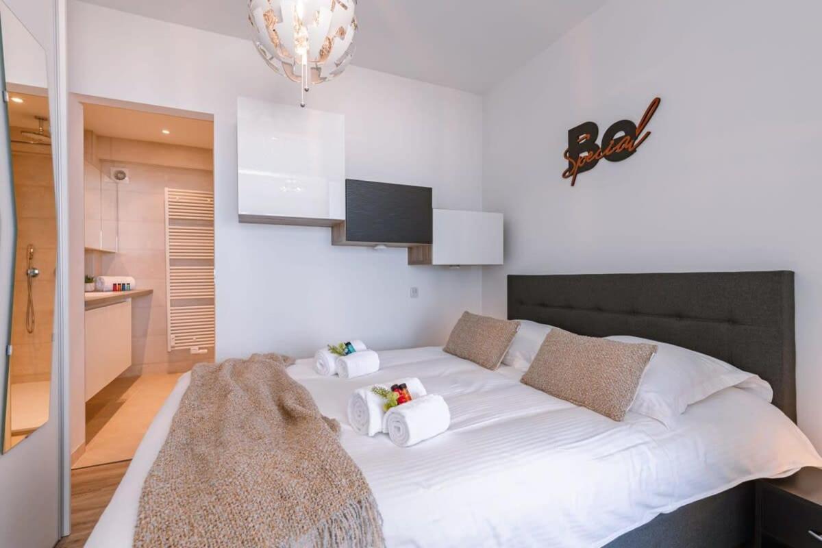 Huswell - Brand New Apartment With A View Остенде Екстер'єр фото